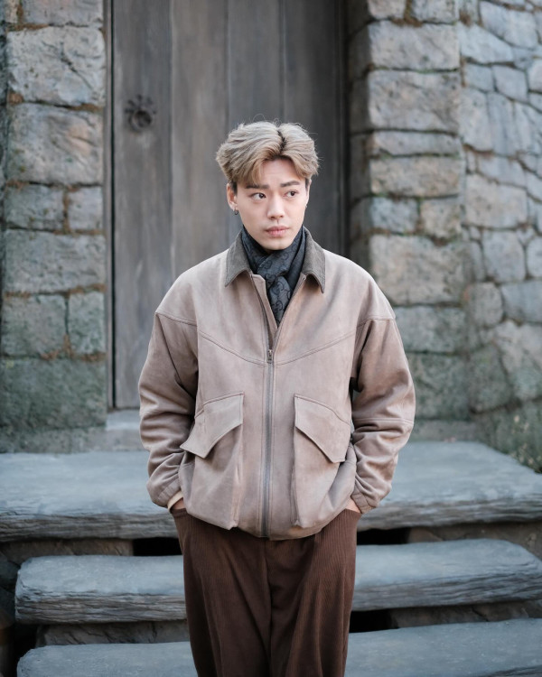 27歲TVB男藝人無預警宣佈離巢 曾被鄭丹瑞封「劉青雲」：咁就八年！