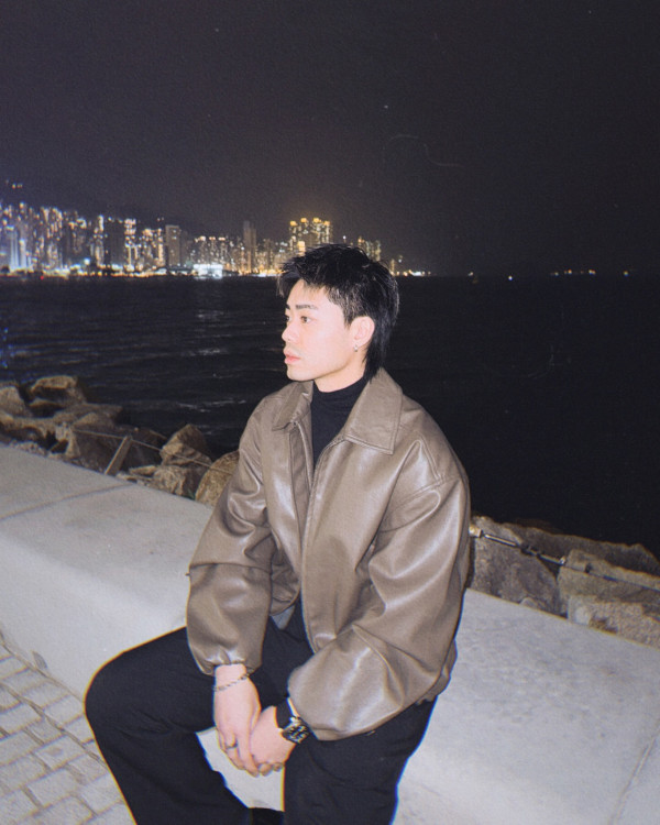 27歲TVB男藝人無預警宣佈離巢 曾被鄭丹瑞封「劉青雲」：咁就八年！