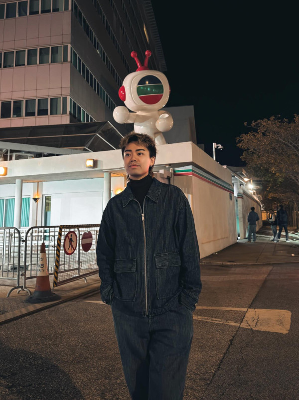 27歲TVB男藝人無預警宣佈離巢 曾被鄭丹瑞封「劉青雲」：咁就八年！