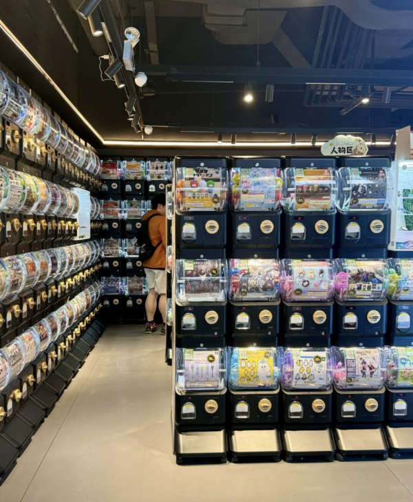 2026深圳4大熱門扭蛋聖地！過千款動漫IP牆、Chiikawa、Sanrio極齊全 