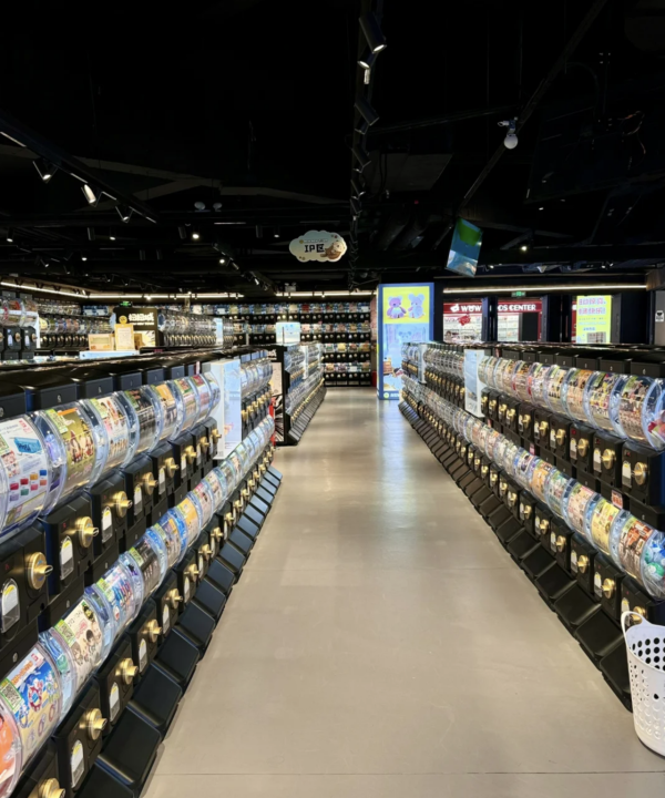 2026深圳4大熱門扭蛋聖地！過千款動漫IP牆、Chiikawa、Sanrio極齊全 