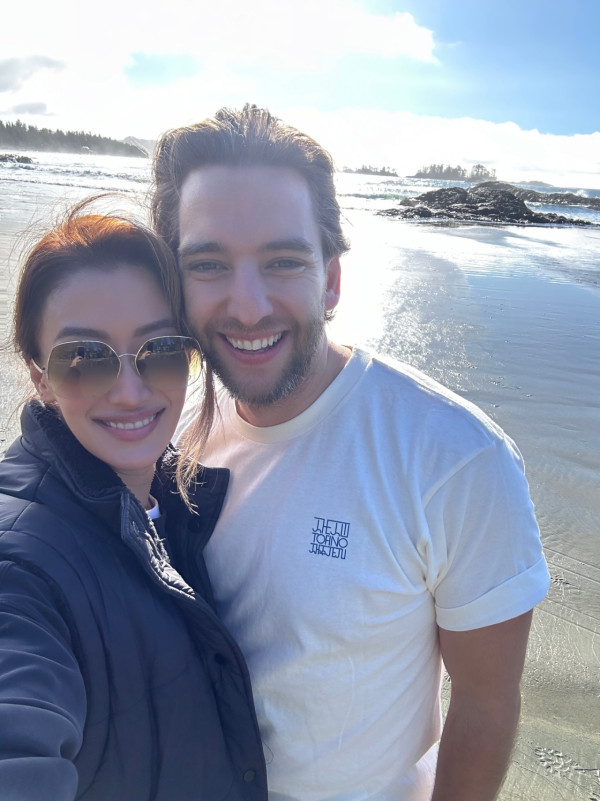 謝婷婷7個月大囝囝正面照罕有曝光！混血精靈樣似足靚仔外籍爸爸