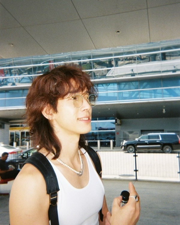 29歲星二代驚喜宣布結婚喜訊！嫁前TVB男藝人晒巨鑽報喜：只有我們