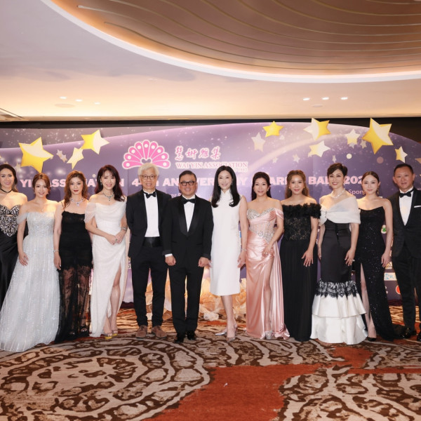 慧妍雅集｜逾60位歷屆港姐傾巢而出！大師姐C位領軍跨世代場面極壯觀