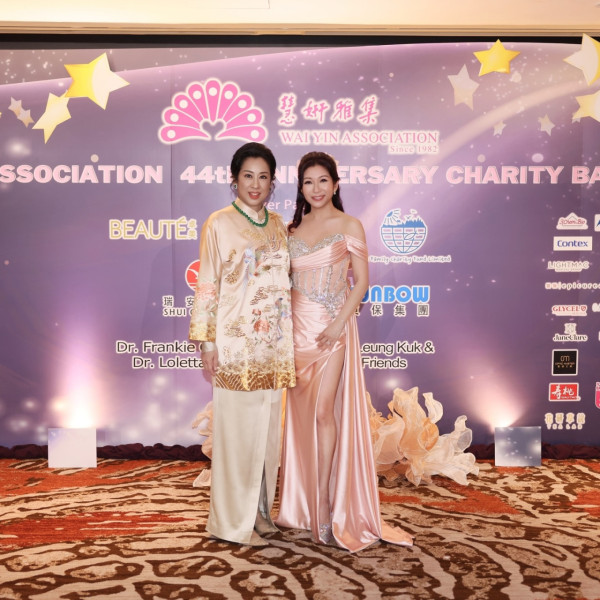 慧妍雅集｜逾60位歷屆港姐傾巢而出！大師姐C位領軍跨世代場面極壯觀