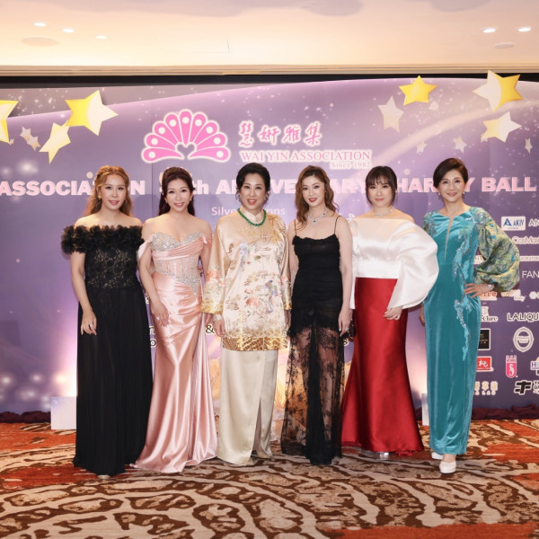 慧妍雅集｜逾60位歷屆港姐傾巢而出！大師姐C位領軍跨世代場面極壯觀