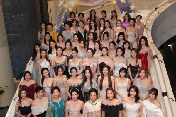 慧妍雅集｜逾60位歷屆港姐傾巢而出！大師姐C位領軍跨世代場面極壯觀
