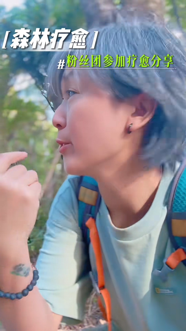 44歲唐寧近照曝光驚見全頭白髮！童顏破功顯老20年震驚網民：冇所謂！