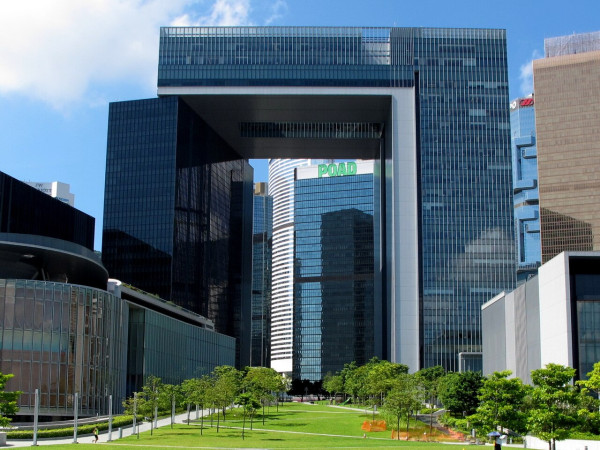 國安法最新實施細則生效　拒供手機/電腦密碼即屬違法　最高罰款 10 萬囚 1 年