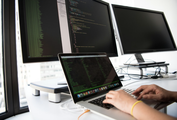 2026 16大最賺錢學科最新出爐！選呢科最「有錢途」年薪過達百萬！AI時代下最需要OO?