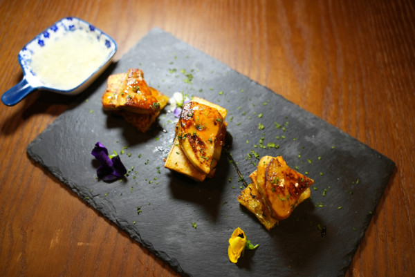 手工意粉餐廳推介｜Papamia隱世銅鑼灣手工意粉餐廳 必試肉醬捲捲意粉/潮式鵝肝多士/Fusion臘腸卡邦尼 