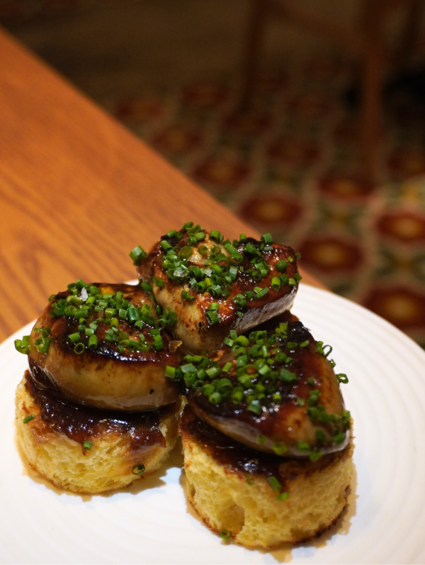 中環美食︱全新西班牙小館Lola Maria進駐中環 鹹鱈魚冬甩/豬腳薄片/紅蝦薄片