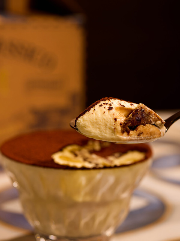 Lady M 推出全手工經典提拉米蘇 全新配方&玻璃杯裝設計 隨時分享意式浪漫