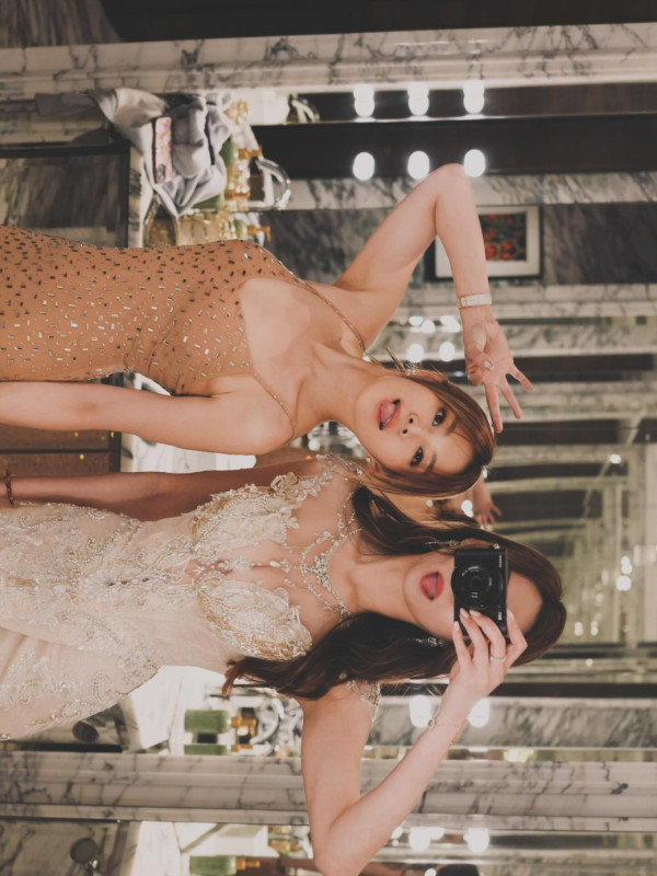 「最隱形港姐冠軍」懷才不遇星途唏噓!性感搶焦透視胸前夾寶石震撼眼球