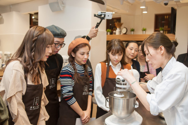 奇華聯乘康維他推限定工作坊 玫瑰造型撻/蜂蜜杯子蛋糕