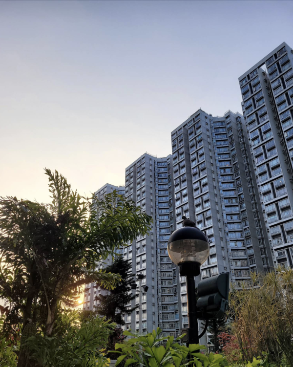 網民嚴選6大「神級通勤」屋苑！步行10分鐘返工 呢條公屋落樓5秒到港鐵