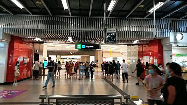 網民嚴選6大「神級通勤」屋苑！步行10分鐘返工 呢條公屋落樓5秒到港鐵