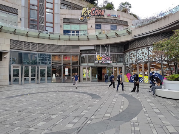 網民嚴選6大「神級通勤」屋苑！步行10分鐘返工 呢條公屋落樓5秒到港鐵