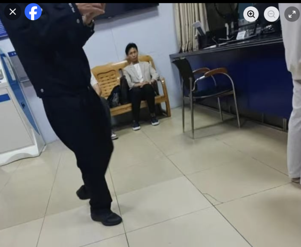 【車Cam直擊】港車北上影衰香港人？平治男路怒發惡加速倒車撞人 自食惡果網民心涼【有片】