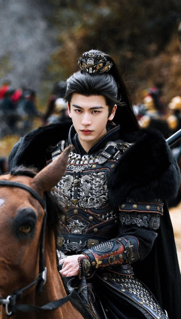 逐玉｜張凌赫歷年7部爆紅電視劇必睇！待播劇《這一秒過火》《歸鸞》造型率先睇