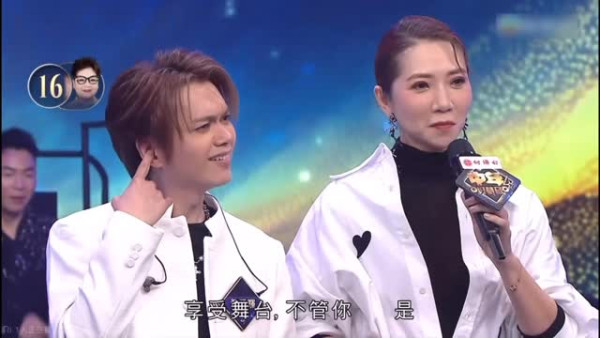 《中年好聲音4》驚爆閃婚喜訊！陶枳樽閃嫁黃藝輝甜曬鑽戒紅玫瑰