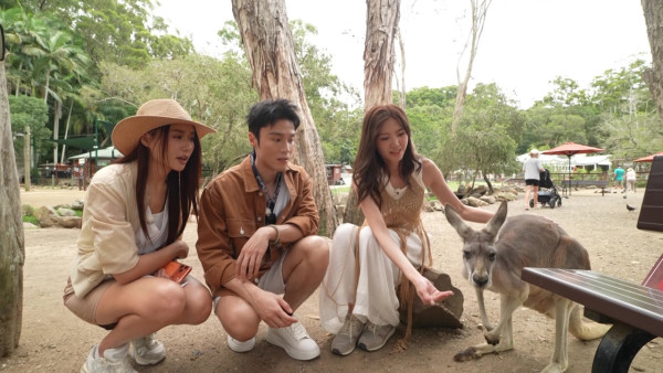 吳若希重溫16年前青澀片段淚灑現場 剖白24歲遇家庭巨變被迫成長