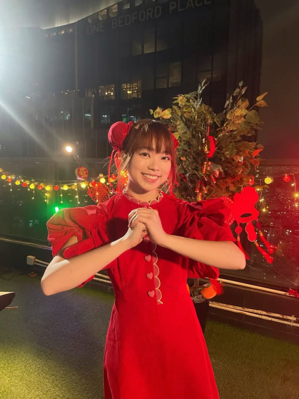 唱錢｜女主持Desta李茵彤26歲背景起底！出身《聲夢2》自組Plan V點擊破百萬