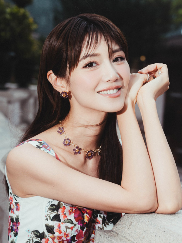 38歲人妻女神捨棄短髮重回長髮造型！新髮型超驚艷惹集體訴求︰唔好剪返短