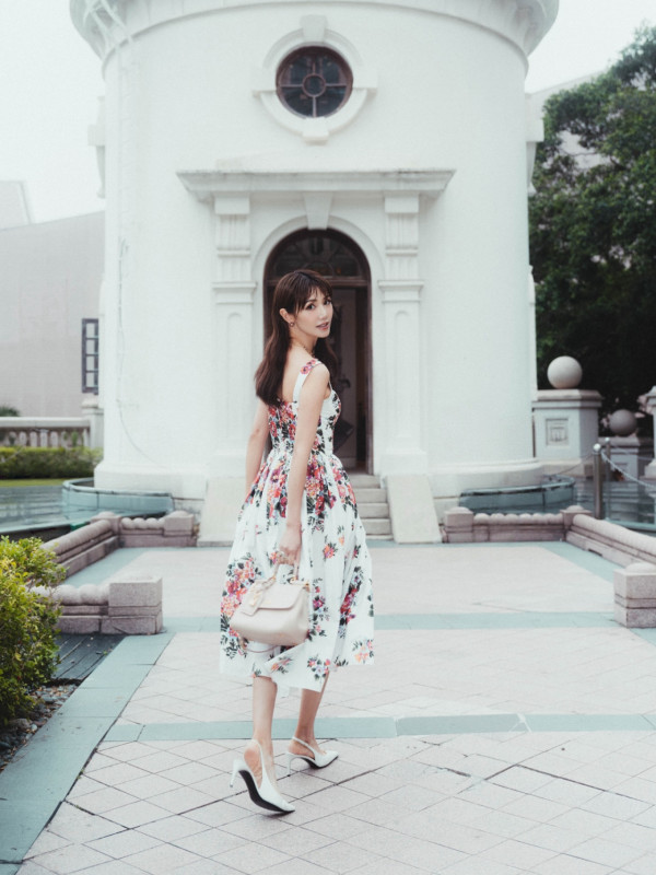 38歲人妻女神捨棄短髮重回長髮造型！新髮型超驚艷惹集體訴求︰唔好剪返短