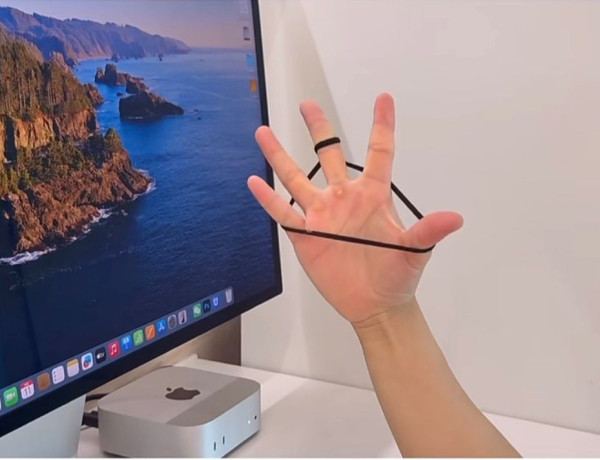 手痛晚期可致永久功能喪失？ 一文睇清「手機手」同「滑鼠手」教你3秒極速自查【附 5 分鐘恢復運動】