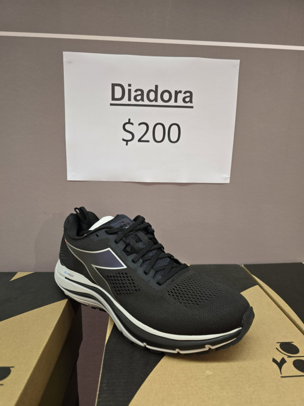 尖沙咀海港城運動名牌開倉低至3折！一連6日 運動服飾/運動鞋/外套/行山鞋$99起！