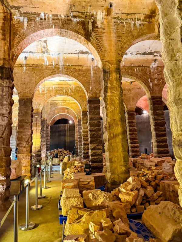 深水埗地下「百年古堡」小紅書爆紅！網民朝聖羅馬秘境：免費打卡免預約