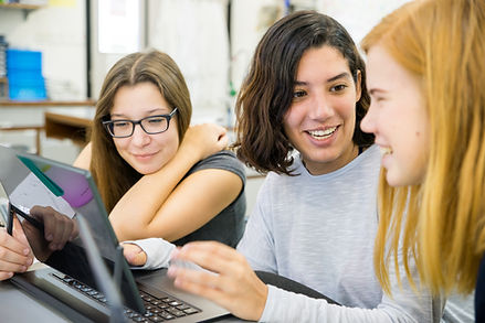 新界區國際學校︰李寶椿聯合世界書院學費（圖片來源︰李寶椿聯合世界書院）