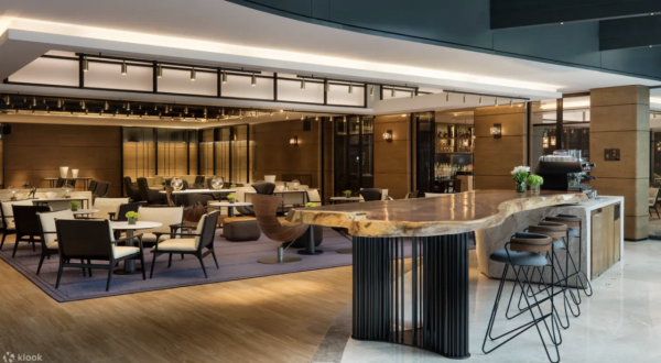 海洋公園萬豪酒店自助餐買1送1！3.5小時任食龍蝦/避風塘炒蟹/鹹蛋黃炒蝦！免費參加燙布鎖匙扣工作坊