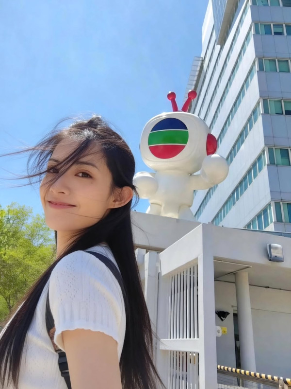 37歲女藝人驚爆秘密完約TVB!IG宣佈二度離巢:離開差不多一年