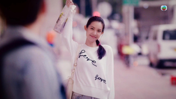 37歲女藝人驚爆秘密完約TVB!IG宣佈二度離巢:離開差不多一年