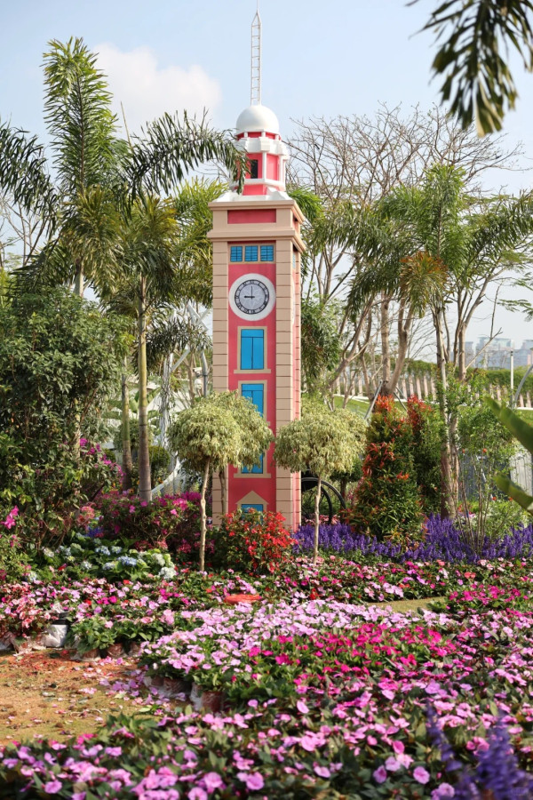 (圖片來源:小紅書@素年锦时📷) 2026粵港澳大灣區花展全攻略!必看莫奈花船、浪漫鳶尾花海