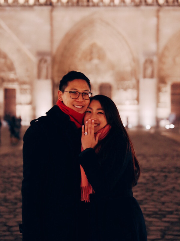 人妻星二代拍拖9周年紀念罕有瘋狂放閃 晒圈外老公合照揭婚姻保鮮秘訣