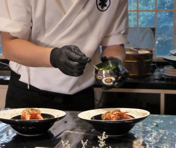 情人節餐廳平價2026︱30大情人節約會餐廳推介最平$250起！豪歎Morton’s海景牛扒/Honjo黑白大廚菜式