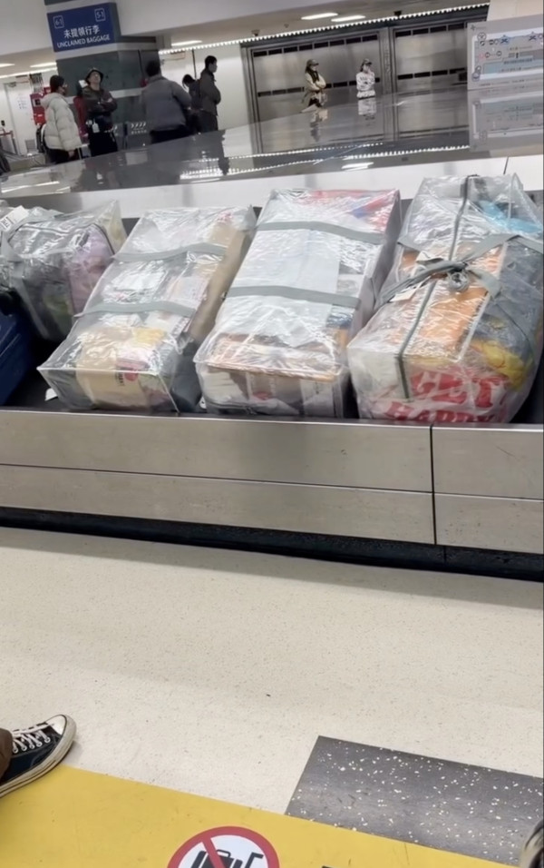 台女實測3Coins行李袋22KG寄艙完好無缺！網民加推IKEA旅行必備「神袋」 