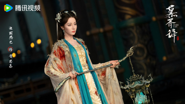 白日提燈線上看|迪麗熱巴陳飛宇人鬼甜虐戀!追劇日曆/更新時間/演員陣容