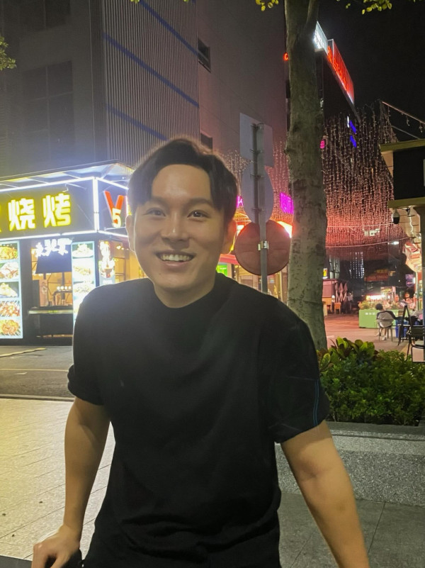 臥底嬌娃｜周百恩科班出身演戲唱歌扮嘢瓣瓣掂 全能實力北電高材生起底