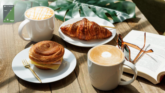 香港機場免費外賣攻略｜唔使逼入Lounge！網民實測一招免費拎熱食／$10 Starbucks套餐！出入境都用得！