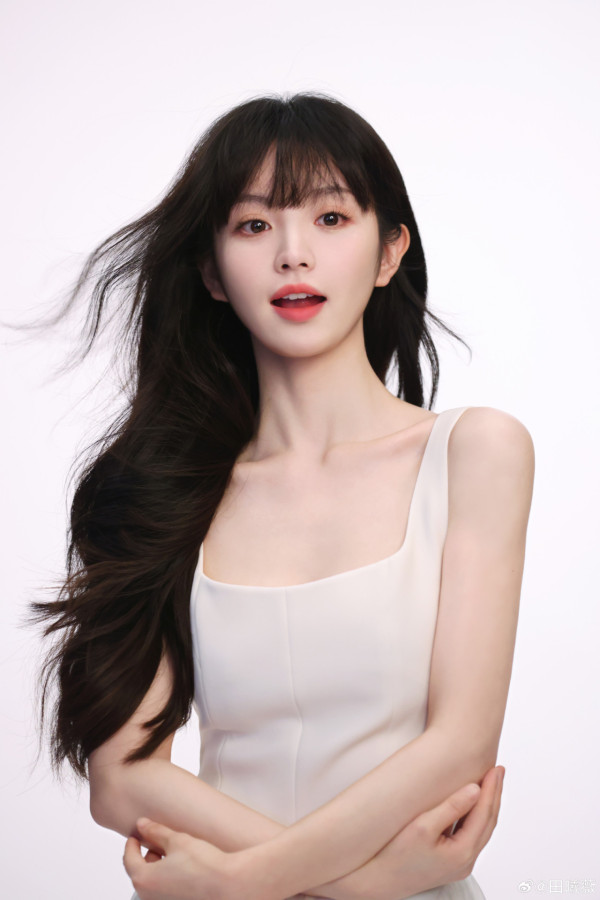 逐玉女主角是誰？田曦薇憑「殺豬女」爆紅！甜妹小花起底  與賴偉明緋聞最轟烈