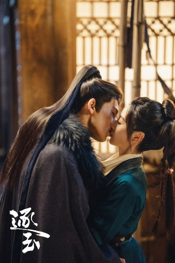 逐玉女主角是誰？田曦薇憑「殺豬女」爆紅！甜妹小花起底  與賴偉明緋聞最轟烈