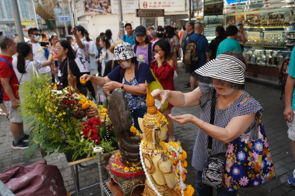 九龍城潑水節(圖片來源︰HKET)