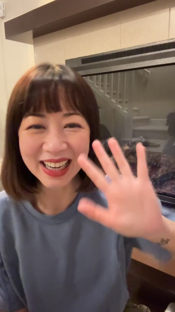 離巢女星移民後首度返港第二日即遇不幸 奶奶突發中風急送院搶救：佢好叻