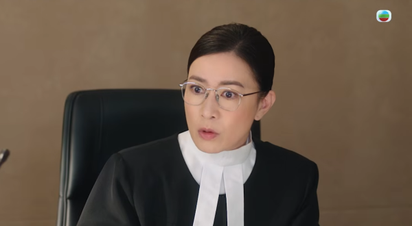 正義女神｜佘詩曼「眼鏡佘」造型試戴近百副眼鏡 一原因甘願犧牲靚樣獲讚神級專業