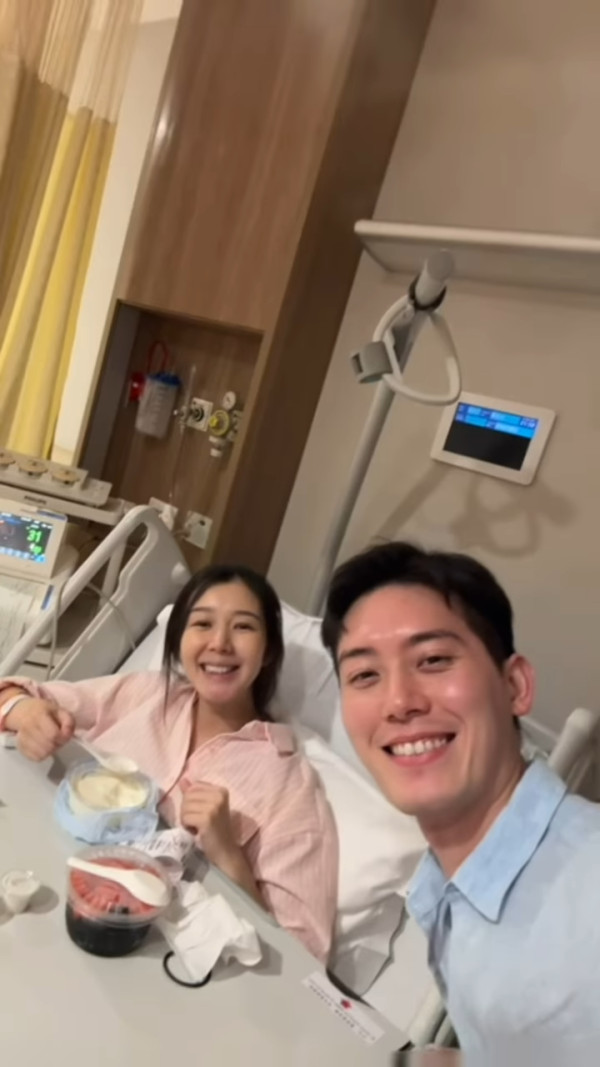 麥明詩仔仔1歲生日首曝順產片段極震撼！IG公開餵人奶真實畫面母愛滿瀉