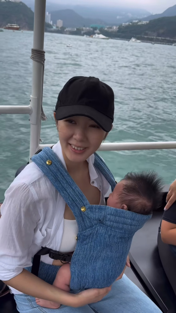 麥明詩仔仔1歲生日首曝順產片段極震撼！IG公開餵人奶真實畫面母愛滿瀉